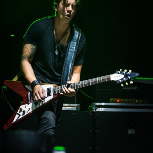 007 Tracer